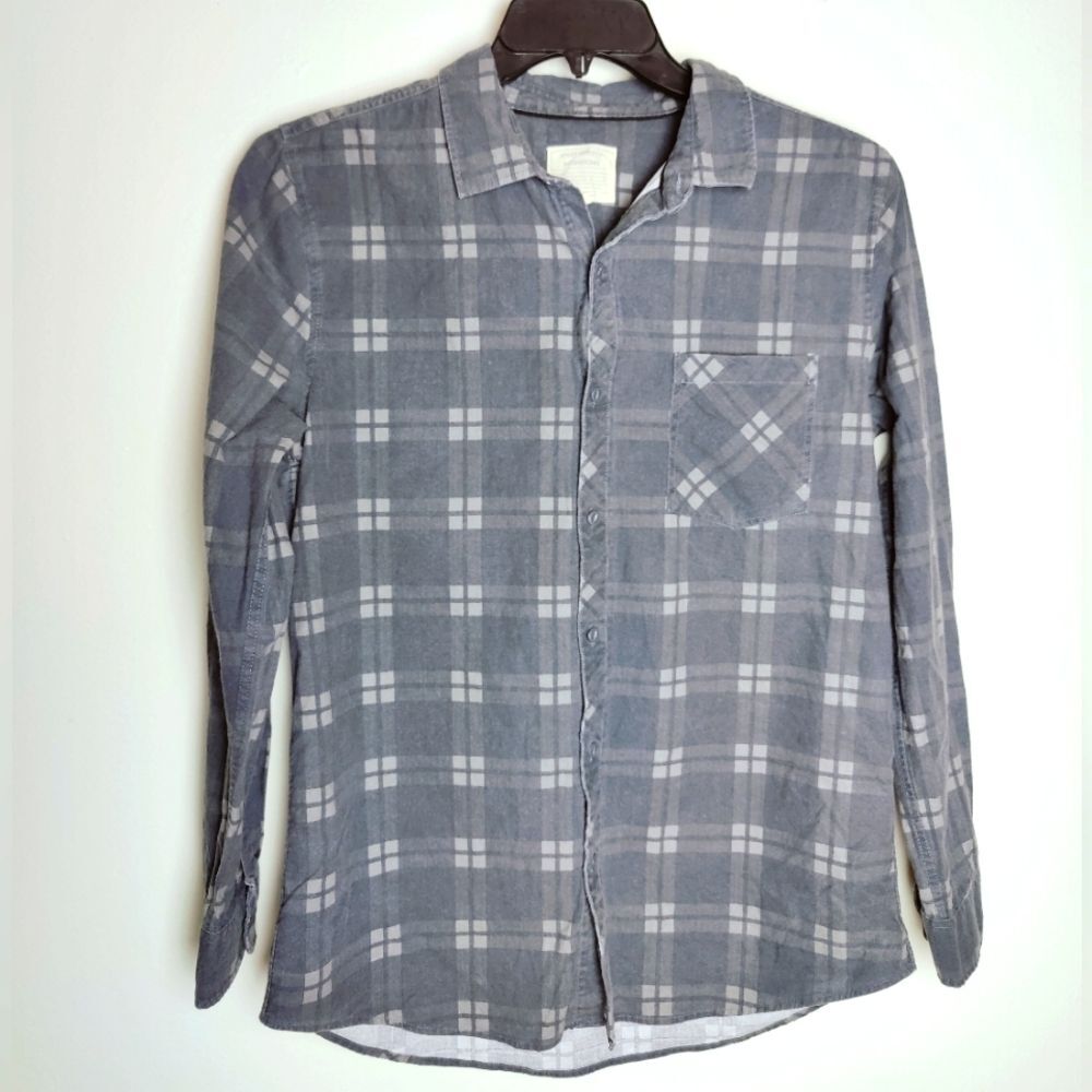 Cotton On Men's Distressed Plaid Flannel Button Down Long Sleeve Shirt, Size M
